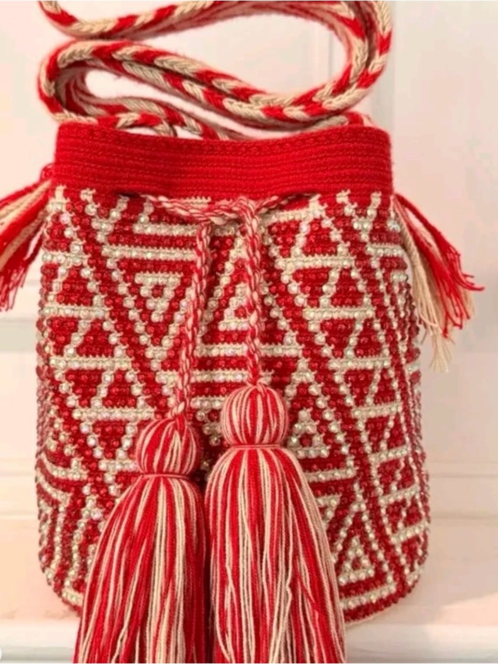 Handmade Wayuu Bag Red with sparkling hand- set Crystals & tassels